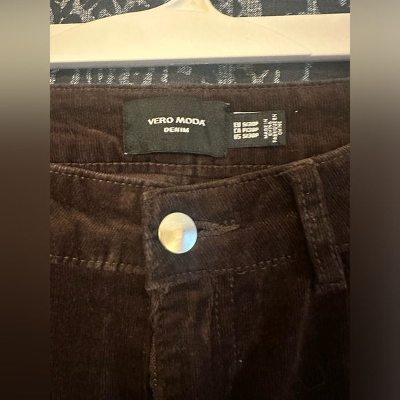 Vero moda peachy MR corduroy flare pants - Picture 3 of 5